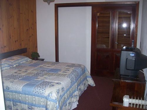 Hotel Recanto Sao Cristovao - Proximo Ao Parque Tarundu 3*
